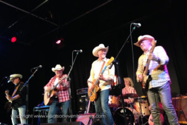 Saddle Up, Stetsons On - Los Pacaminos Review